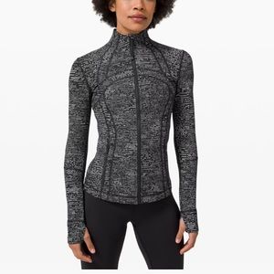 Lululemon Define jacket. SZ 6